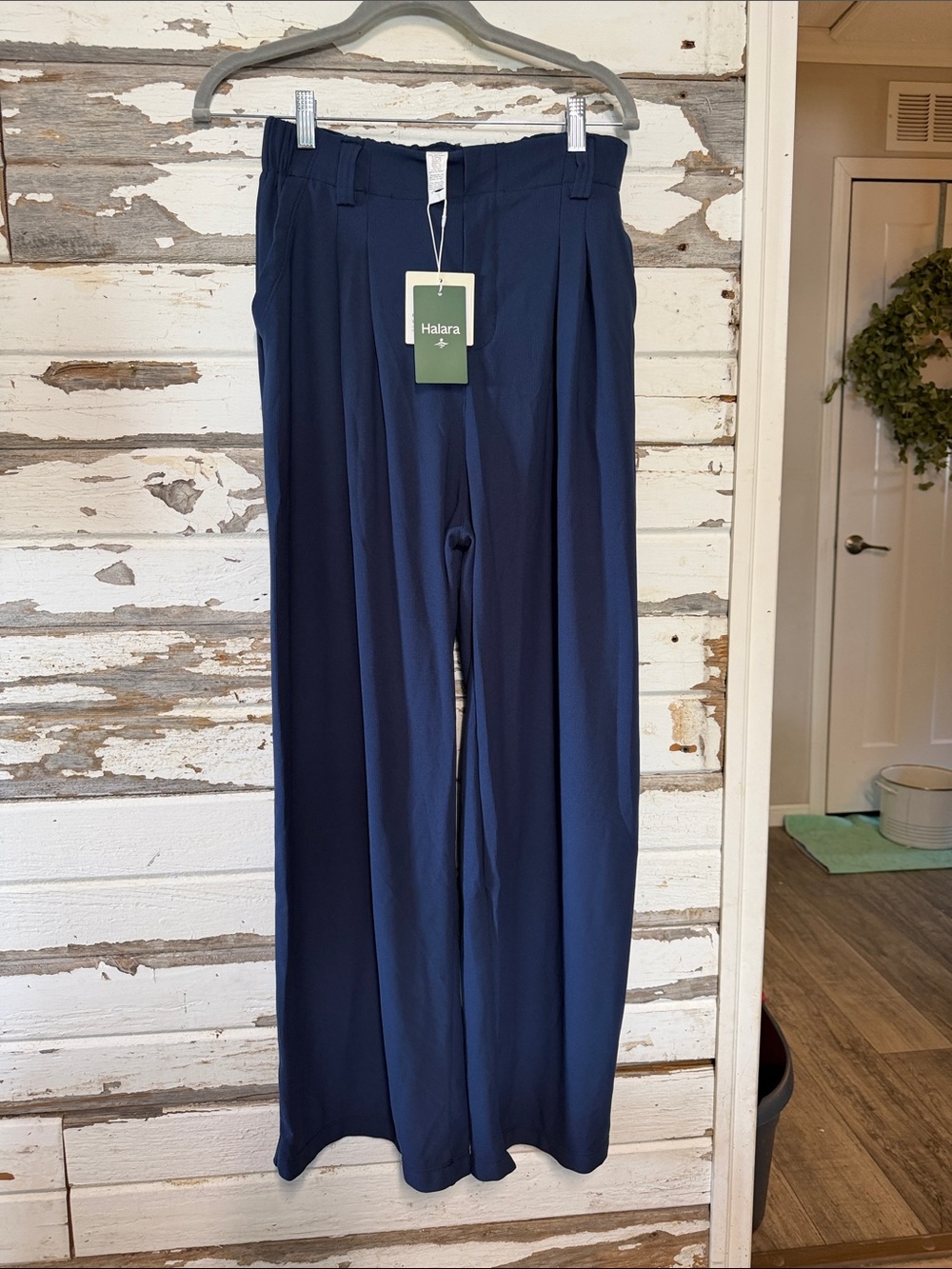 HALARA Navy Wide-Leg Trousers with Belt Loops